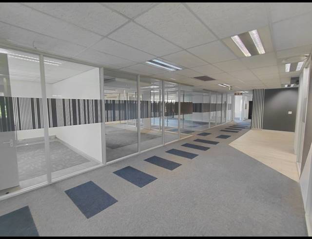 405M² OFFICE TO LET IN BRYANSTON